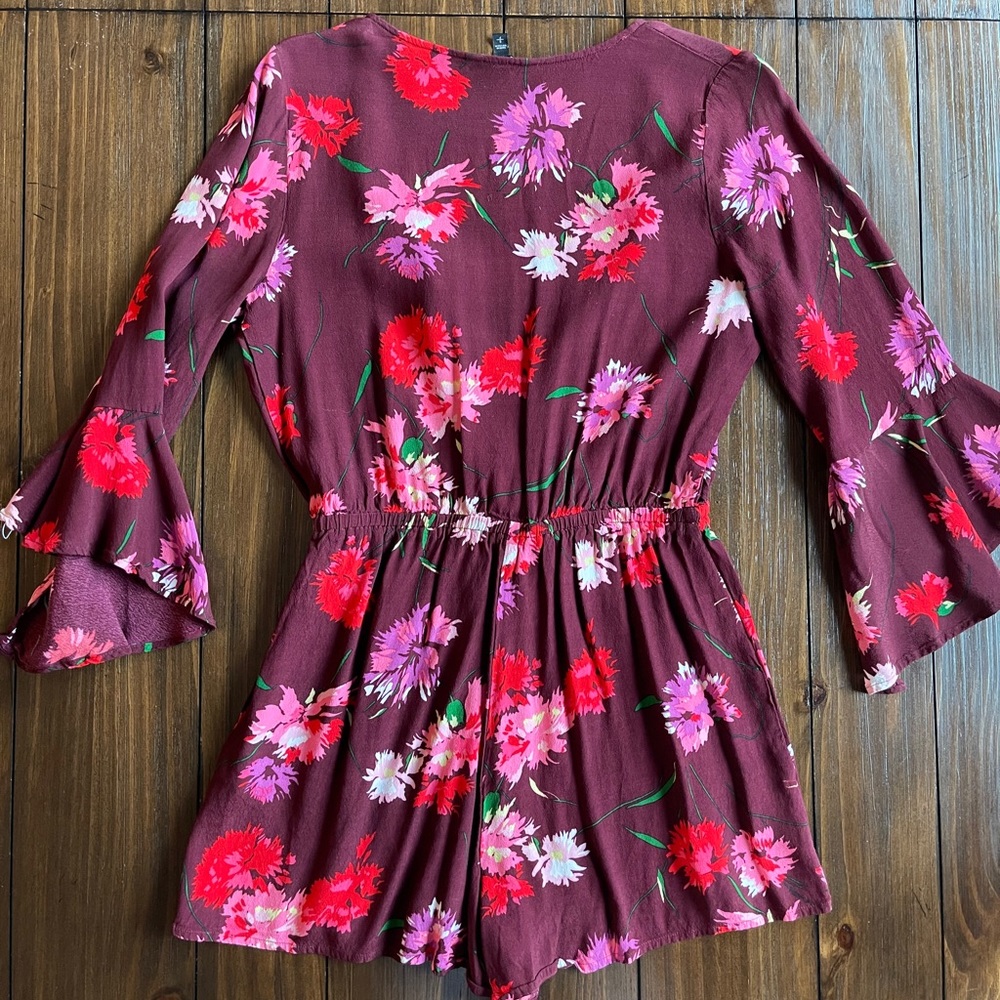 Romper - Picture 2 of 3